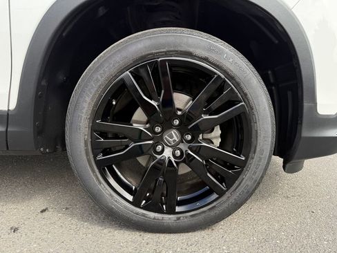 Used 2022 Honda Pilot Touring image 9