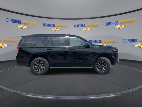 Used 2023 Chevrolet Tahoe Z71 w/ Luxury Package AWD/4WD image 12