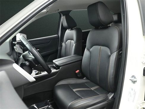 Used 2025 MAZDA CX-90 3.3 Turbo w/ Select Package image 12