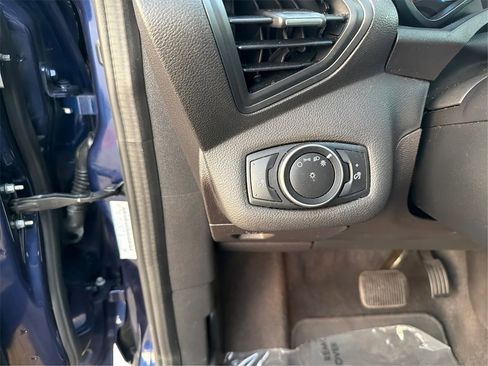 Used 2016 Ford C-MAX SE image 17