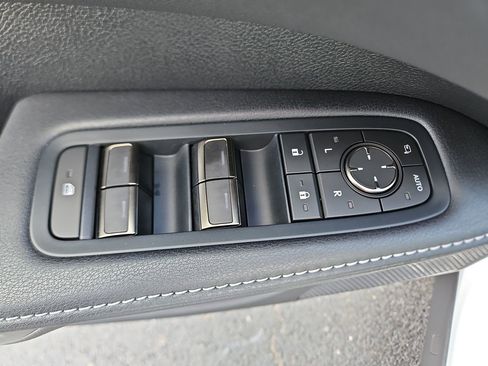 Used 2025 Lexus RX 350 F Sport image 21