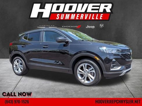 Used 2023 Buick Encore GX Preferred w/ Cold Weather Comfort Package AWD/4WD image 1