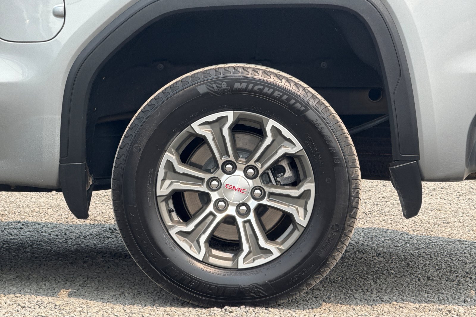 Used 2025 GMC Sierra 1500 SLT AWD/4WD image 42