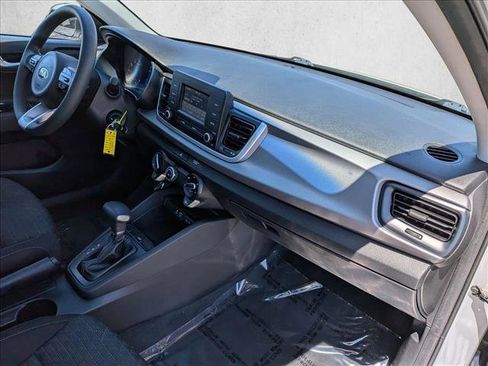 Used 2018 Kia Rio S image 21