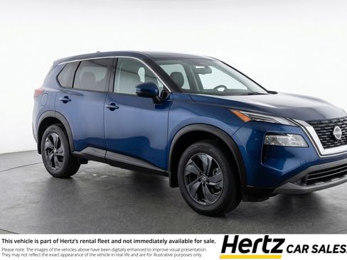 Used 2025 Nissan Rogue SV FWD image 1