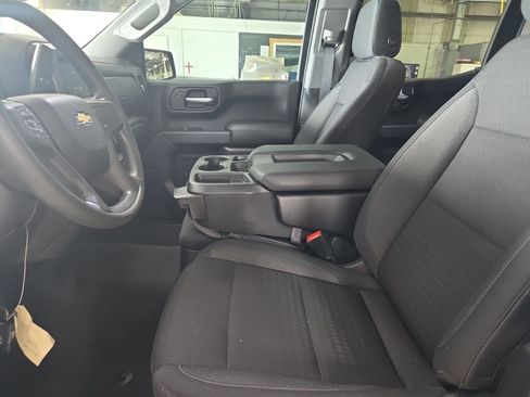 Used 2022 Chevrolet Silverado 1500 Custom RWD image 11