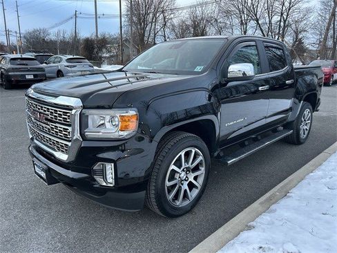 Used 2021 GMC Canyon Denali image 4