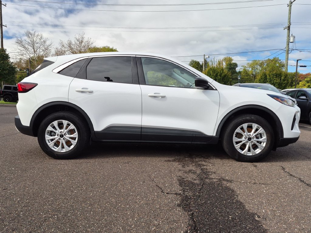 Certified 2023 Ford Escape Active AWD/4WD image 15