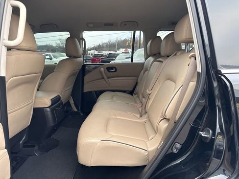 Used 2024 Nissan Armada SV image 25