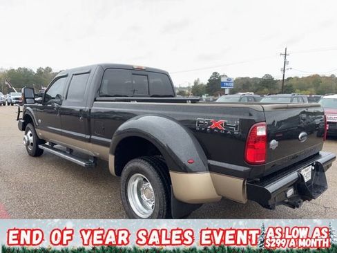 Used 2011 Ford F350 King Ranch w/ King Ranch w/Chrome Pkg image 32