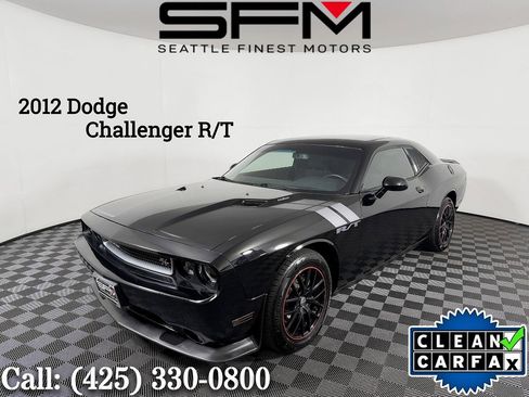 Used 2012 Dodge Challenger R/T RWD image 1