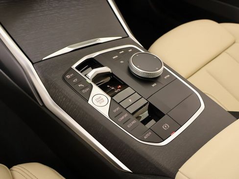 New 2026 BMW 330i Sedan w/ M Sport Package image 9