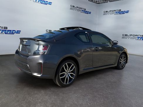 Used 2014 Scion tC image 5