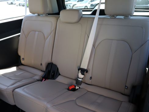 Used 2024 Ford Expedition Max Limited AWD/4WD image 35