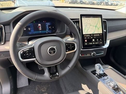 New 2026 Volvo XC90 B6 Plus w/ Protection Package Premier image 19