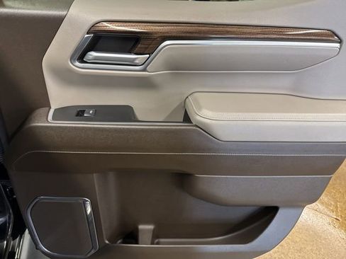 Used 2024 Chevrolet Silverado 1500 RST image 23