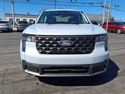 Certified 2025 Ford Maverick XLT w/ Equipment Group 301A AWD/4WD image 2