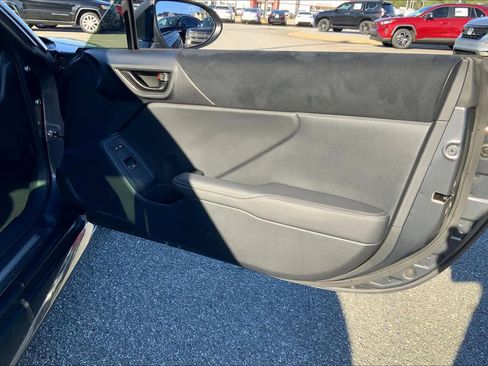 Used 2023 Toyota GR86 Premium image 20