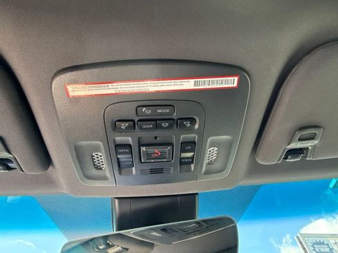 Used 2021 Toyota Avalon Limited w/ Advanced Safety Package FWD image 17