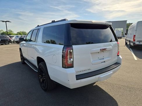 Used 2020 GMC Yukon XL SLT AWD/4WD image 5