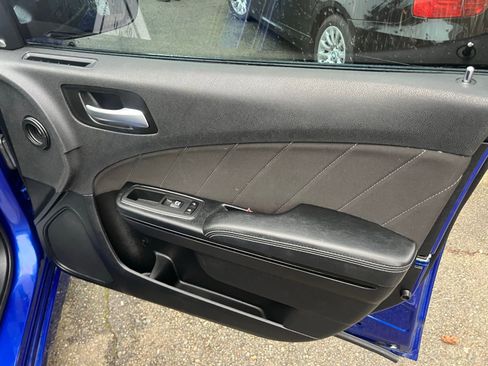 Used 2020 Dodge Charger R/T w/ Blacktop Package image 30