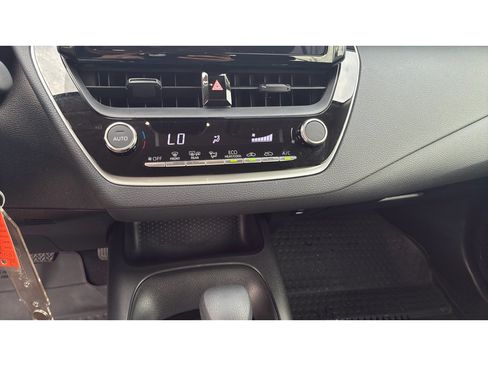 Used 2026 Toyota Corolla LE FWD image 18