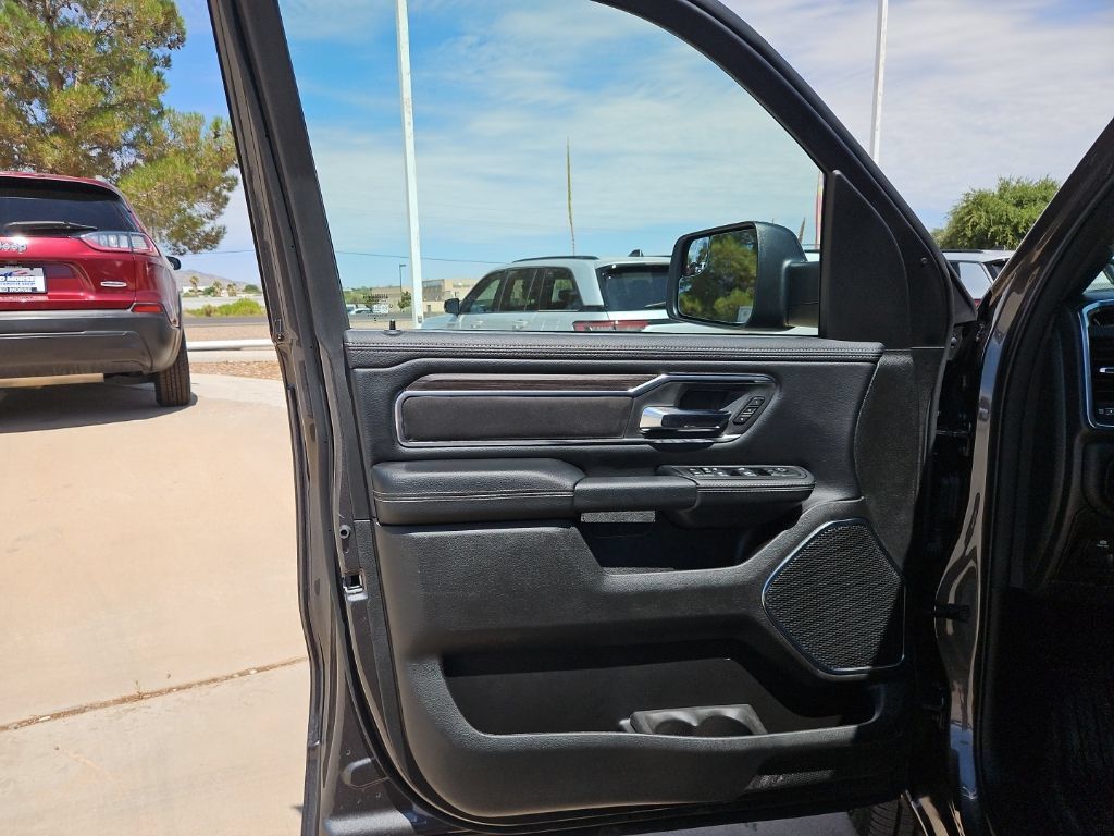 New 2026 RAM 1500 Laramie w/ Sport Appearance Package AWD/4WD image 13