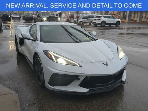 Used 2023 Chevrolet Corvette Stingray w/ Z51 Performance Package image 9