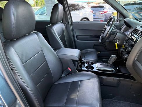Used 2011 Ford Escape Limited w/ 301A Rapid Spec Order Code AWD/4WD image 17