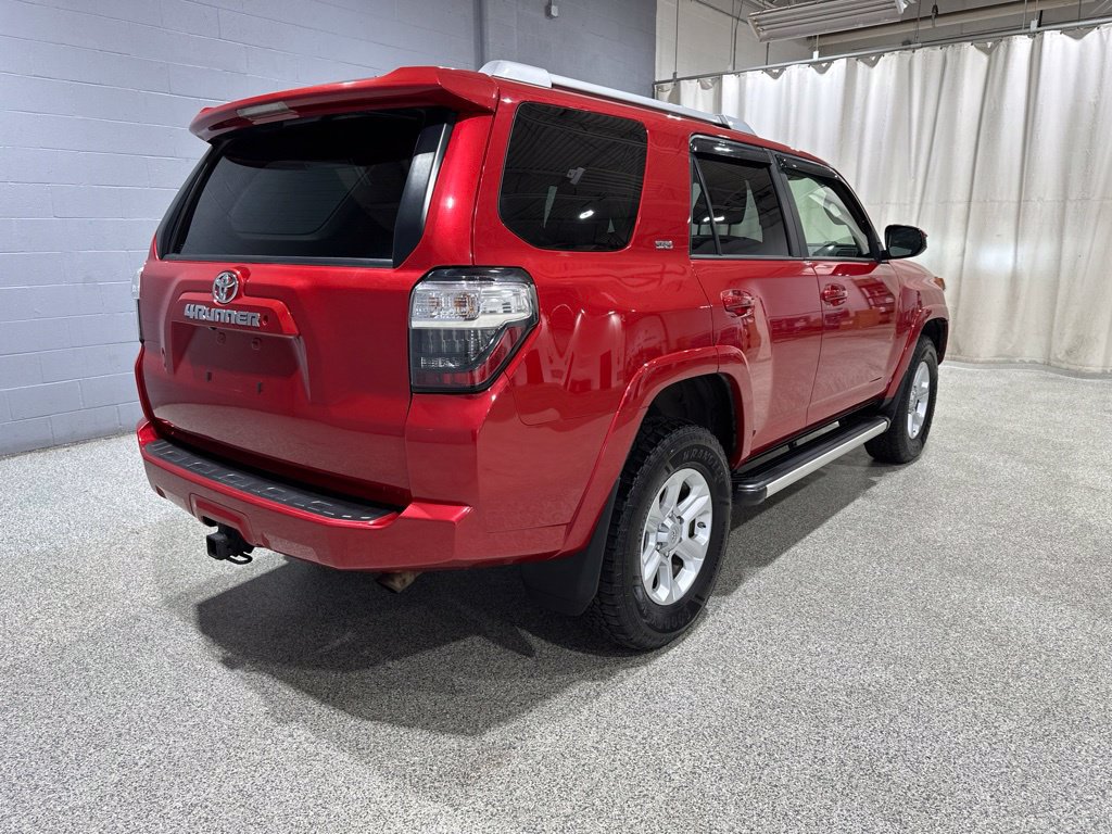Used 2016 Toyota 4Runner SR5 AWD/4WD image 3