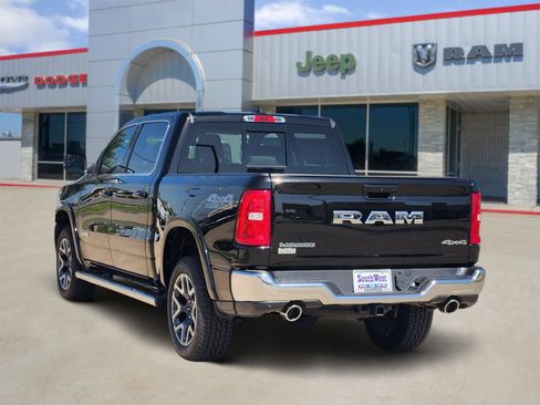 Used 2026 RAM 1500 Laramie w/ Off Road Group AWD/4WD image 4