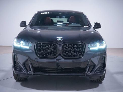 Used 2024 BMW X4 xDrive30i AWD/4WD image 4