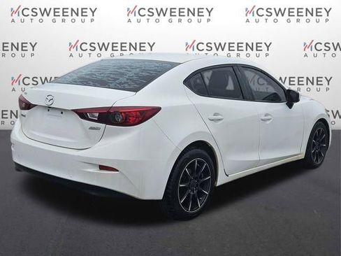 Used 2017 MAZDA MAZDA3 Sport image 5