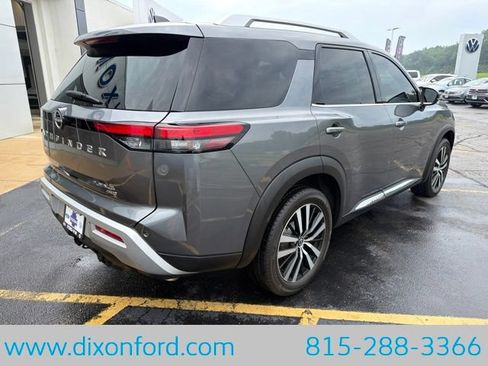 Used 2023 Nissan Pathfinder Platinum AWD/4WD image 9