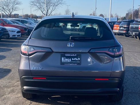 Used 2023 Honda HR-V LX image 6