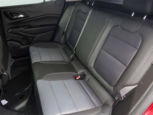 Used 2024 Chevrolet Trax LT w/ Driver Confidence Package image 26