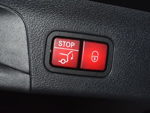 Certified 2024 Mercedes-Benz GLS 450 4MATIC image 36