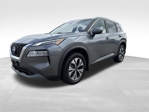 Used 2023 Nissan Rogue SV w/ SV Premium B Package FWD image 4