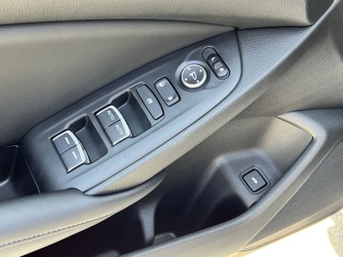 Used 2021 Honda Accord LX image 20