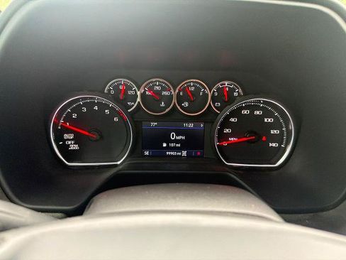 Used 2021 Chevrolet Suburban RST w/ Luxury Package AWD/4WD image 3