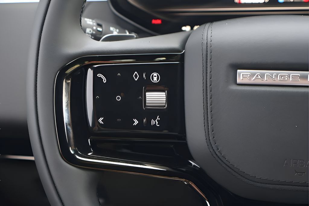 New 2026 Land Rover Range Rover Sport Dynamic SE AWD/4WD image 19