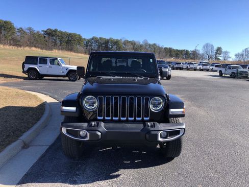 Certified 2022 Jeep Gladiator Overland w/ Popular Equipment Package image 9