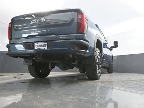 Used 2025 GMC Sierra 2500 Denali Ultimate AWD/4WD image 42