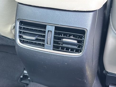 Used 2020 MAZDA MAZDA6 Touring FWD image 38