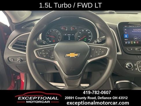Used 2022 Chevrolet Malibu LT FWD image 37