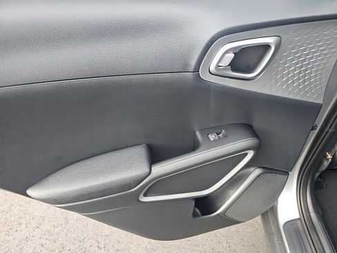 New 2025 Kia Soul LX image 22