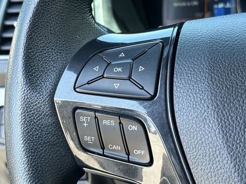 Certified 2018 Ford Explorer XLT w/ Equipment Group 202A FWD image 39