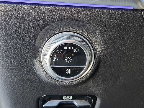 Used 2023 Mercedes-Benz C 300 4MATIC Sedan image 22