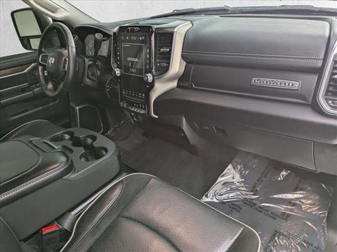 Used 2024 RAM 2500 Laramie image 19