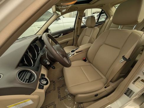 Used 2013 Mercedes-Benz C 300 Sport image 12